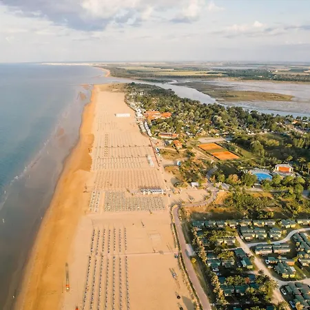 Daire Camp With Swimming Pool - Beahost Bibione