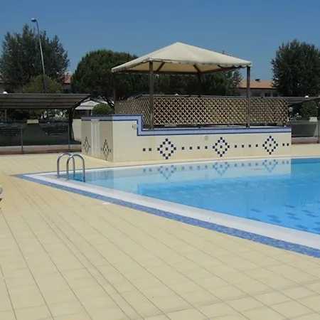 Two-level For Eight Guests With Terraces Bibione