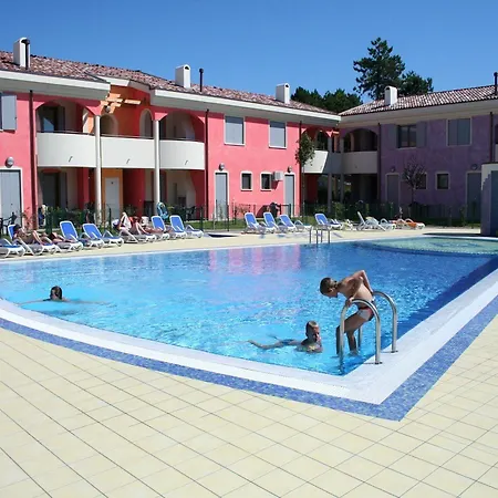 Appartamento Two-level For Eight Guests With Terraces Bibione