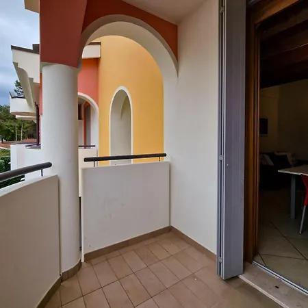 Two-level For Eight Guests With Terraces Daire
