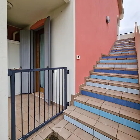 Two-level For Eight Guests With Terraces * بيبيوني